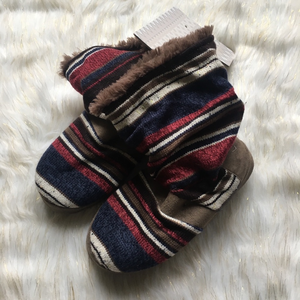 NWT Muk Luks Slipper Shoes - Picture 1 of 6